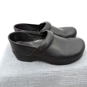 Dansko Black Leather Clogs Slip On Work Shoes Comfort Nursing Size 41 EU US 10.5